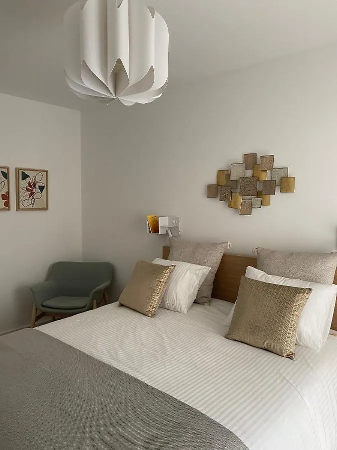 Ferienwohnung CÈDRE ROUGE Grand Genève Saint-Julien-en-Genevois Apartment